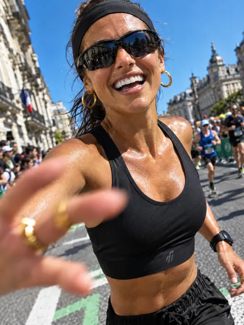 Marathon Street Reach: increase brand visibility example made with Sellable